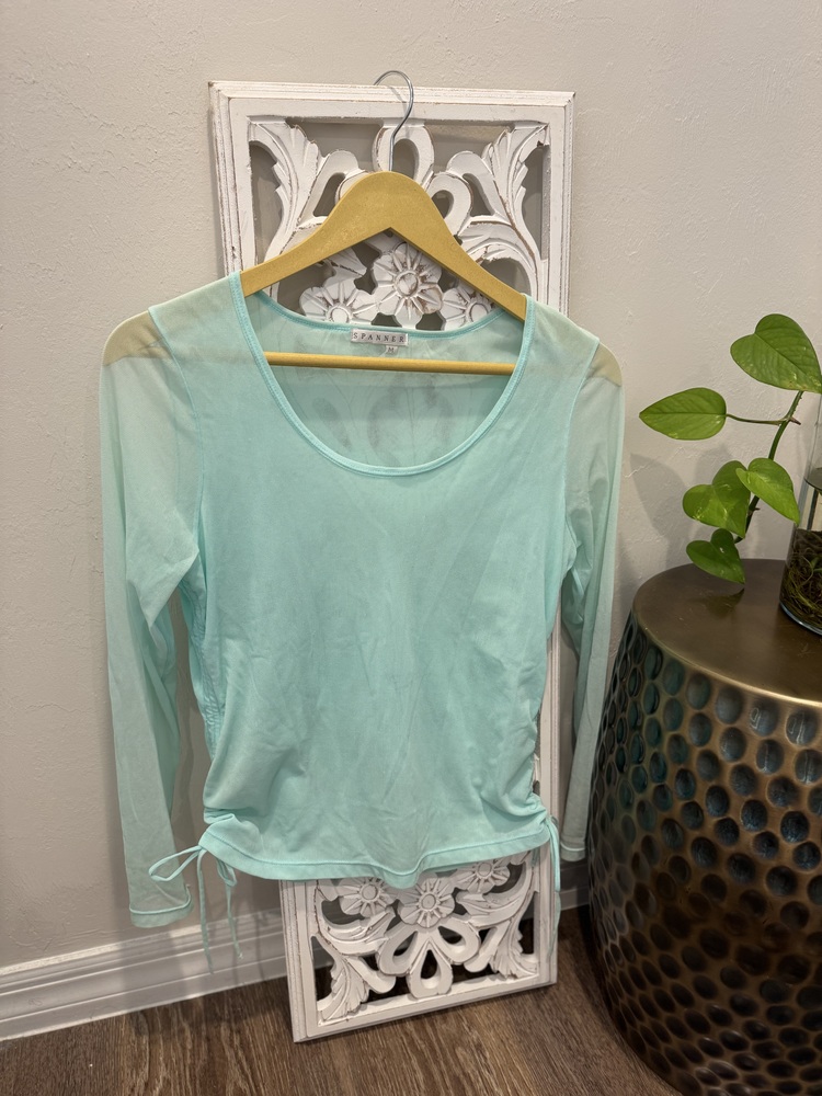 Long sleeve blouse